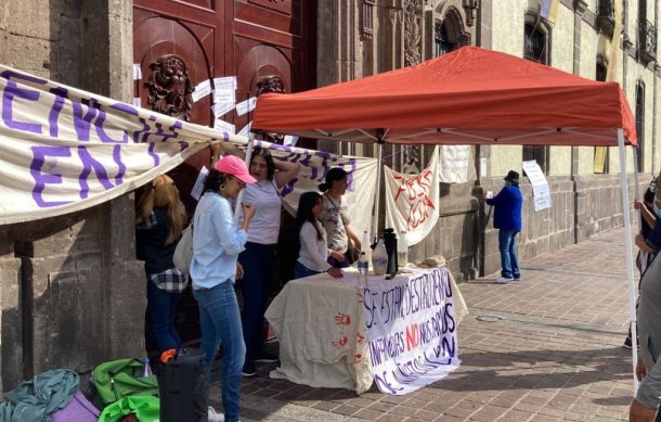 Protestan contra actuación de jueces en casos de violencia vicaria