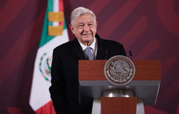 López Obrador se lanza contra ministro Laynez y lo acusa de servir al bloque conservador