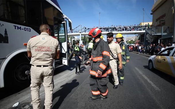 Mujer se reporta grave de salud tras ser atropellada por el Macrobús