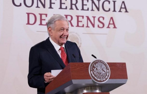 Hay capacidad suficiente para atender enfermedades respiratorias y también vacunas contra Covid: AMLO