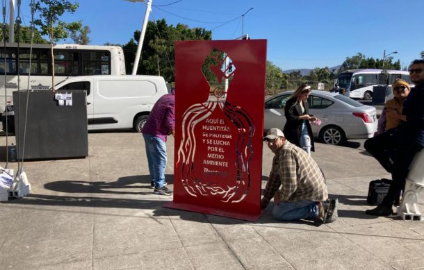 Instalan Antimonumento por la resistencia a obras en Huentitán