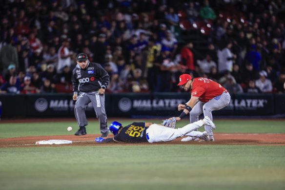 Los Charros pierden ante Mazatlán y se ponen contra la pared en playoffs de la LMP