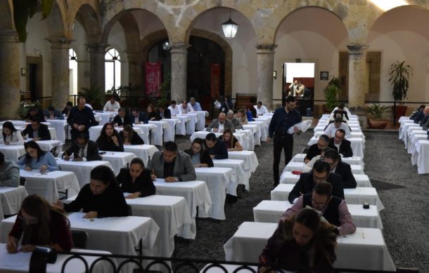 Participan 110 personas en exámenes para elegir a magistrados