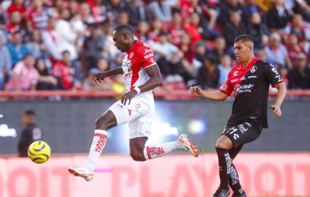 Necaxa vence a Atlas tras marcarle 2 goles en los minutos finales