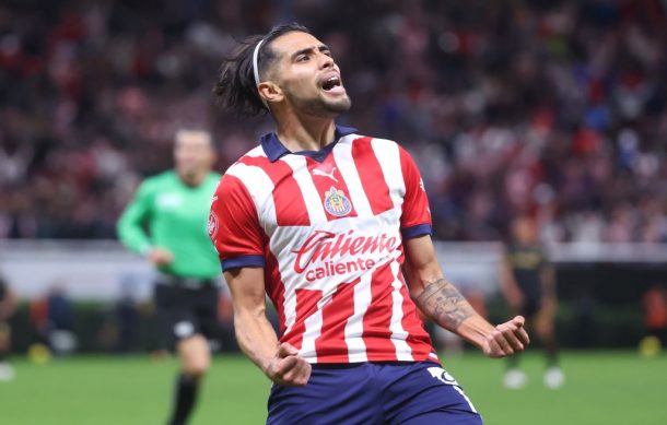 ¡Primer triunfo de Chivas! venció 3-2 a Toluca