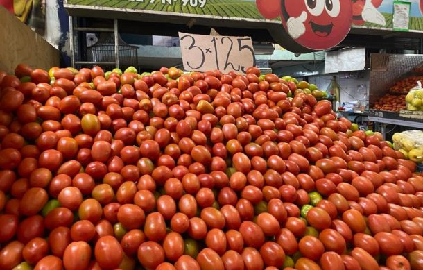 Frío provoca incremento de precios en algunas frutas y verduras: Mercado de Abastos