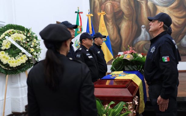 Despiden con honores a policía de Tlaquepaque asesinado el domingo