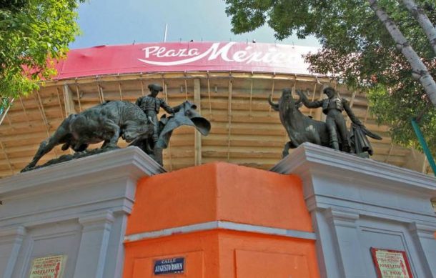 Anuncian regreso de los toros en la Plaza México