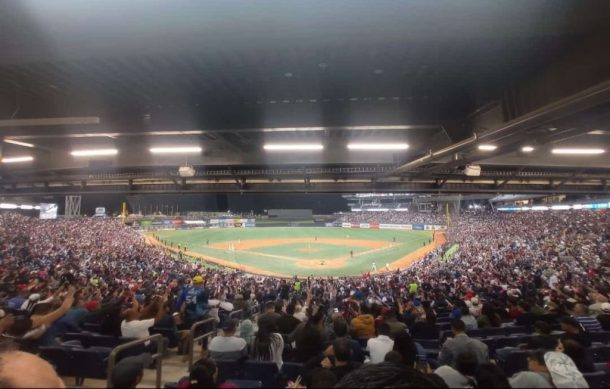 México debuta con derrota en la Serie del Caribe