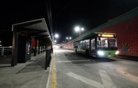 Socavón afecta los recorridos del transporte público por avenida López Mateos