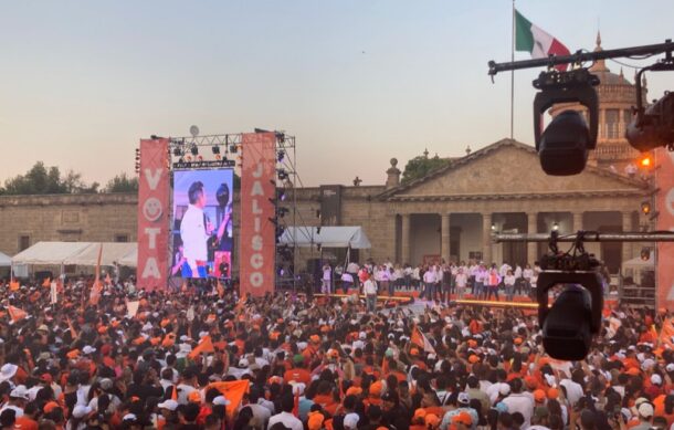 Cierra Lemus campaña con evento en GDL