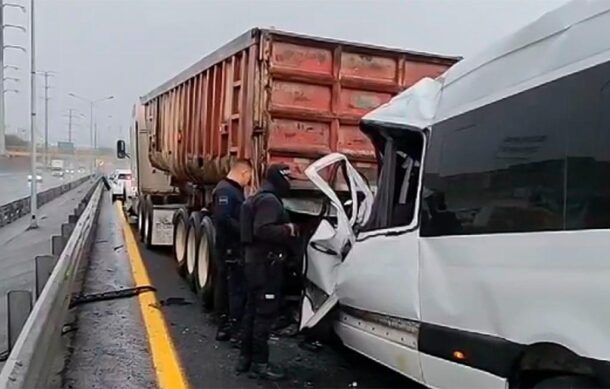 Accidente en autopista a Zapotlanejo deja dos personas fallecidas