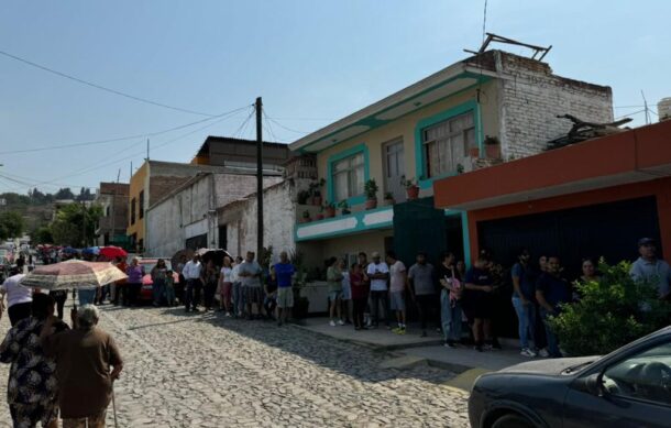 Con fila especial agilizan la votación de adultos mayores