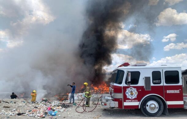 Se registra incendio en basurero de Colotlán