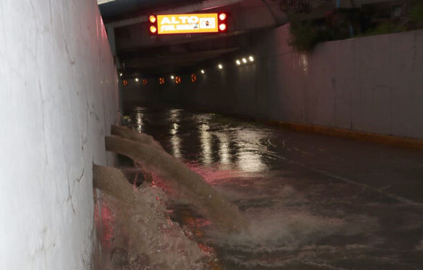 Lluvia pega con intensidad al poniente de la ciudad