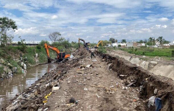 Vecinos de Villa Fontana desesperados ante inundaciones