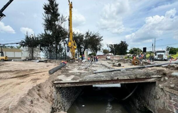 Avanza reparación de Av. López Mateos