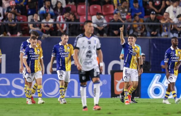 San Luis golea a Querétaro y Xolos vence a Santos