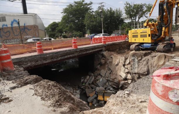 Avance de 42% tienen obras por socavón en Av. López Mateos