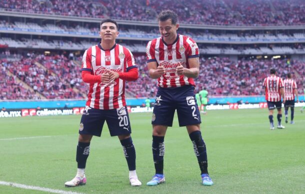 ¡Espectáculo en el Akron! Chivas golea 5-0 a Bravos