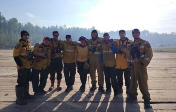 Vuelven a Jalisco bomberos forestales que apoyaron en Canadá