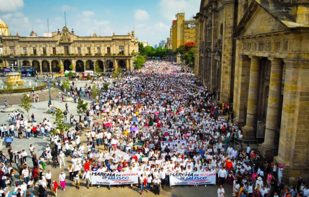 Participan 10 mil personas en reclamo por respeto al voto en Jalisco