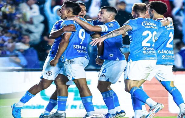 Cruz Azul propina espectacular goleada al América