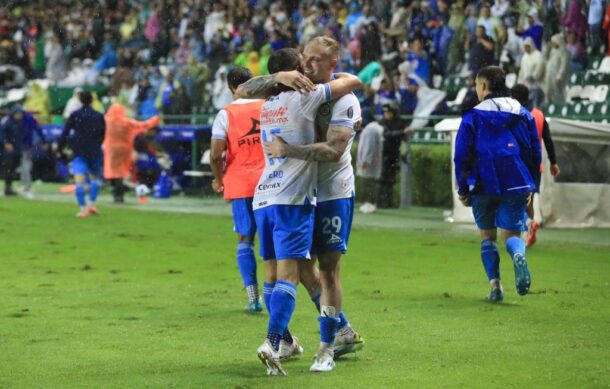 Cruz Azul vence al León y sigue de líder en la Liga MX