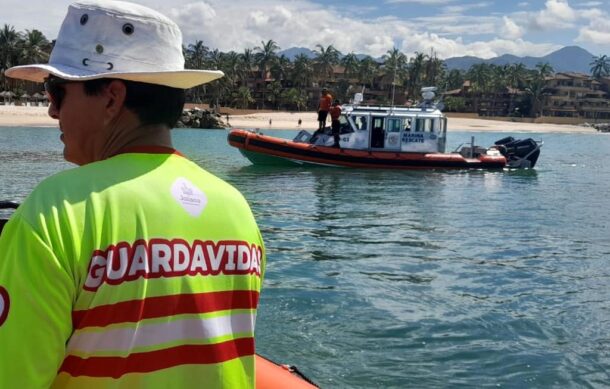 Continúa búsqueda de adolescente en playa de Vallarta