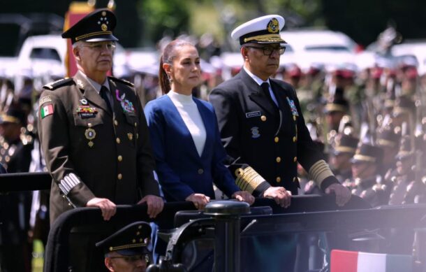 Mandos militares reafirman lealtad a Sheinbaum