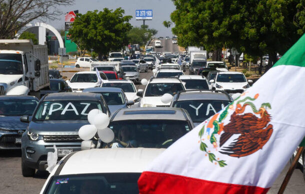 Caravana por la paz recorre Culiacán