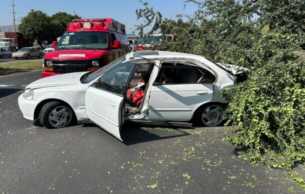 Choque en GDL deja un bebé lesionado grave