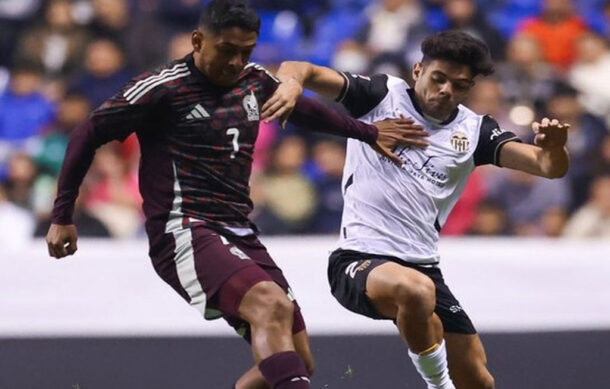 México empata 2-2 con los suplentes del Valencia