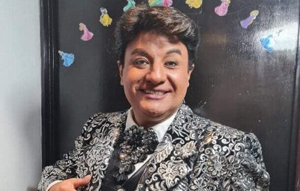 Juan Gabriel - Figure 1