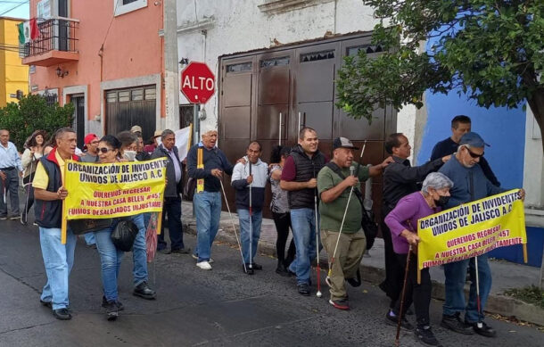 Asociación de invidentes protesta tras desalojo de inmueble en el Centro Tapatío