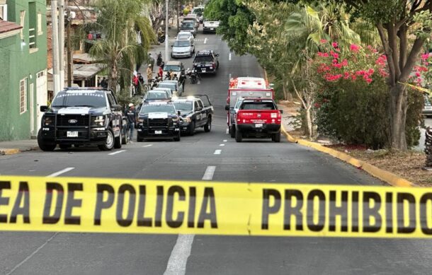 Hombre armado ataca a policías de Zapopan en Chapalita