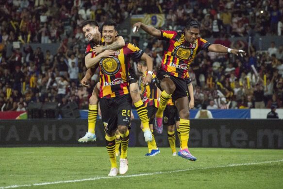 Vencen Leones a Chivas y se quedan con la Copa por la Paz