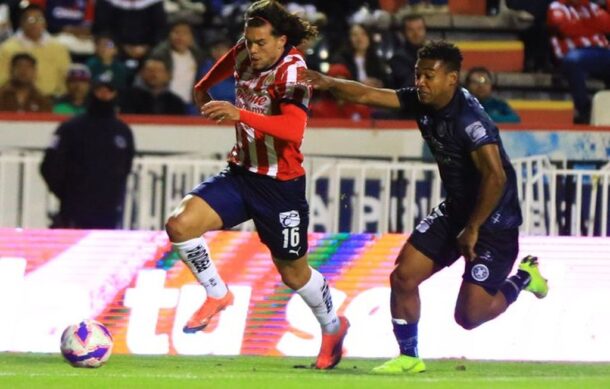 Estrena técnico Chivas con empate ante Mineros