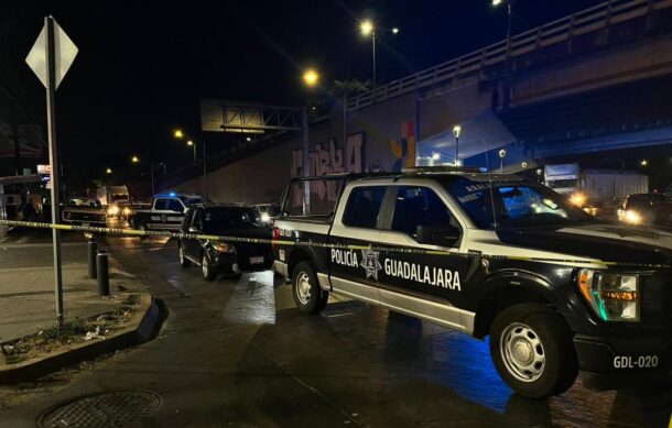 Abandonan vehículo con rastros de sangre en Lázaro Cárdenas