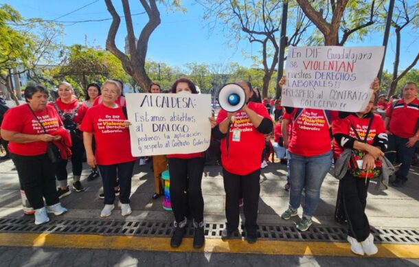 Trabajadores del DIF GDL consiguen diálogo con diputados