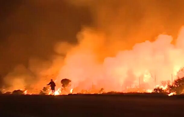 Suman 11 muertos por incendios en Los Ángeles