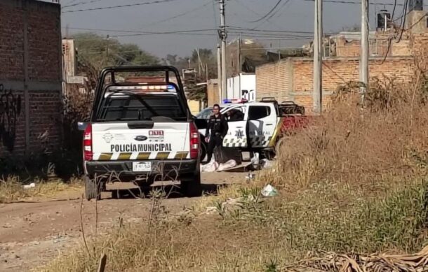 Localizan cadáver dentro de una maleta en El Salto