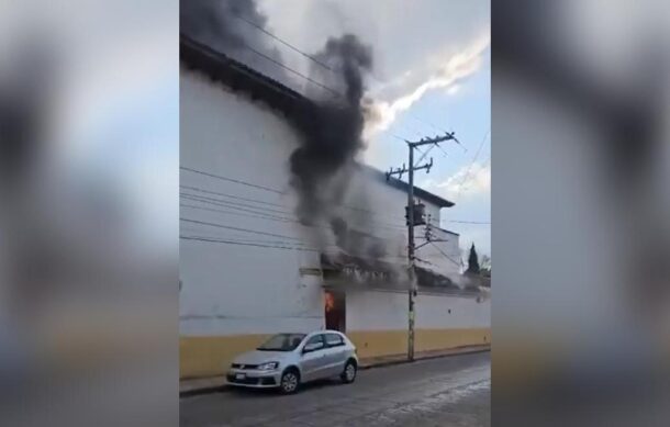 Reportan incendio en iglesia de San Cristóbal de las Casas