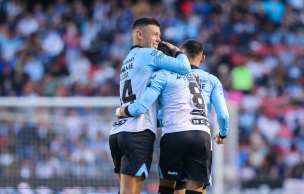 Gallos Blancos sorprende y derrota a los Pumas 3-2