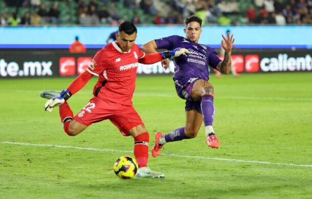 Mazatlán sorprende al vencer 2-1 al Toluca