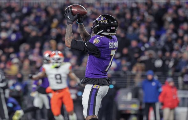 Los Cuervos de Baltimore ganan y se quedan con titulo divisional