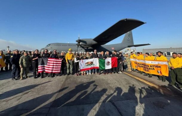 Brigadistas mexicanos apoyan en combate a incendios en LA