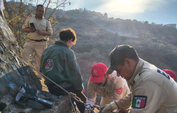 Rescatan a cuatro hombres de la Barranca de Huentitán