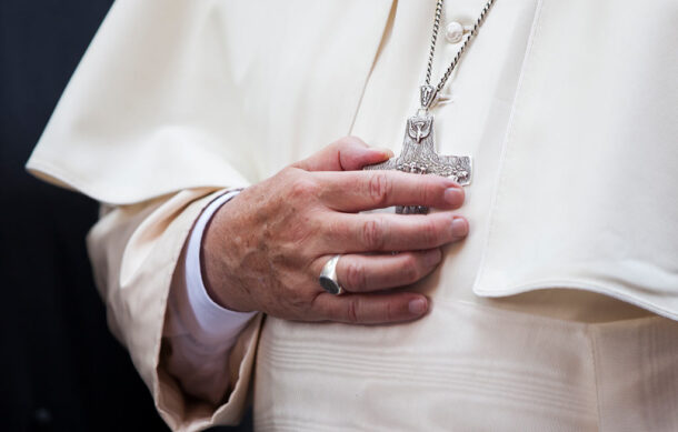 Papa Francisco sigue en estado crítico pero estable en el hospital Gemelli