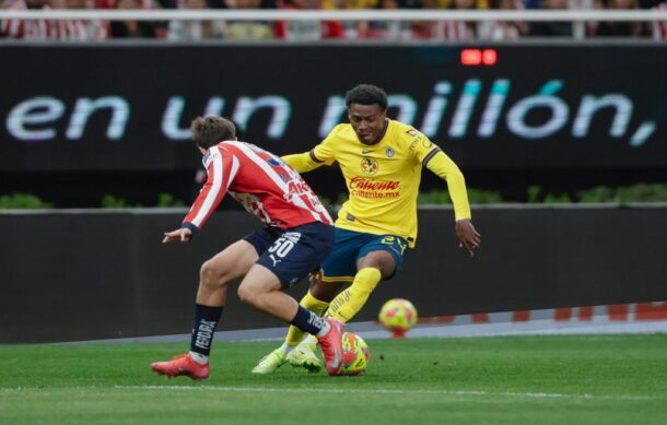 Chivas y América decepcionan al empatar a cero goles con estadio lleno